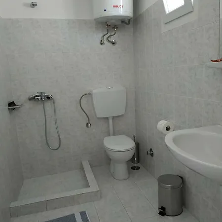 Fortina Mykonos House Rum i privatbostad Klouvas